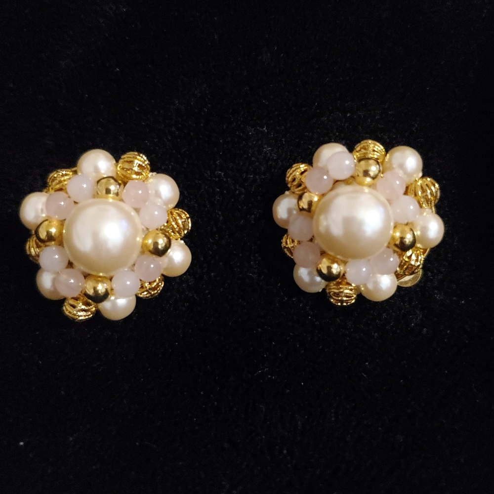 Cluster Pearl Earrings